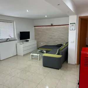 Erzen Apartment Medulin